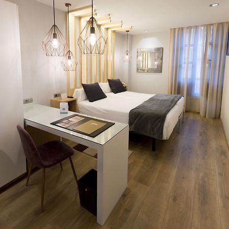 Hotel Fruela Овиедо Екстериор снимка
