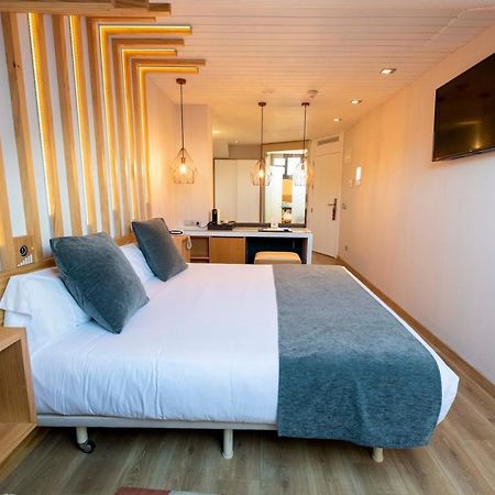 Hotel Fruela Овиедо Екстериор снимка