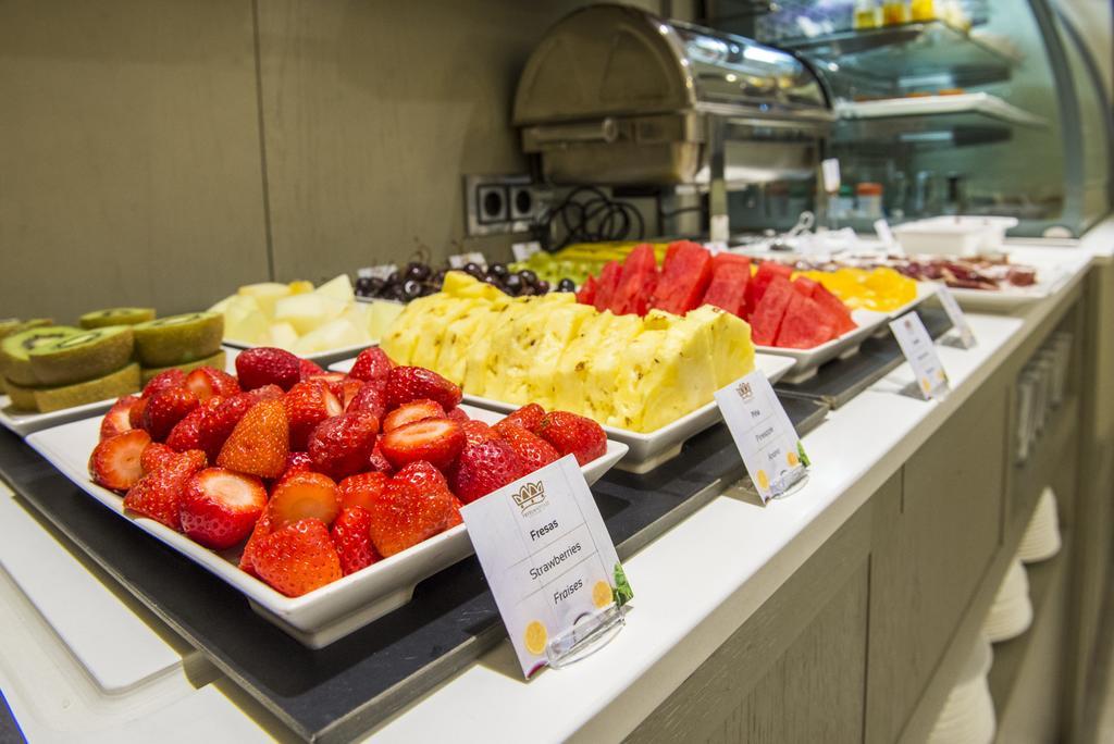 Hotel Fruela Овиедо Екстериор снимка