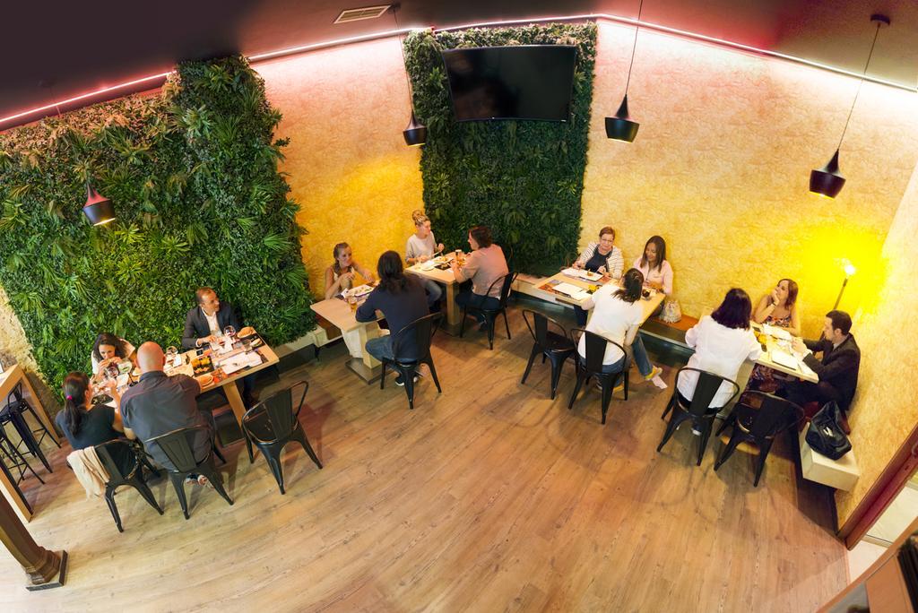 Hotel Fruela Овиедо Екстериор снимка