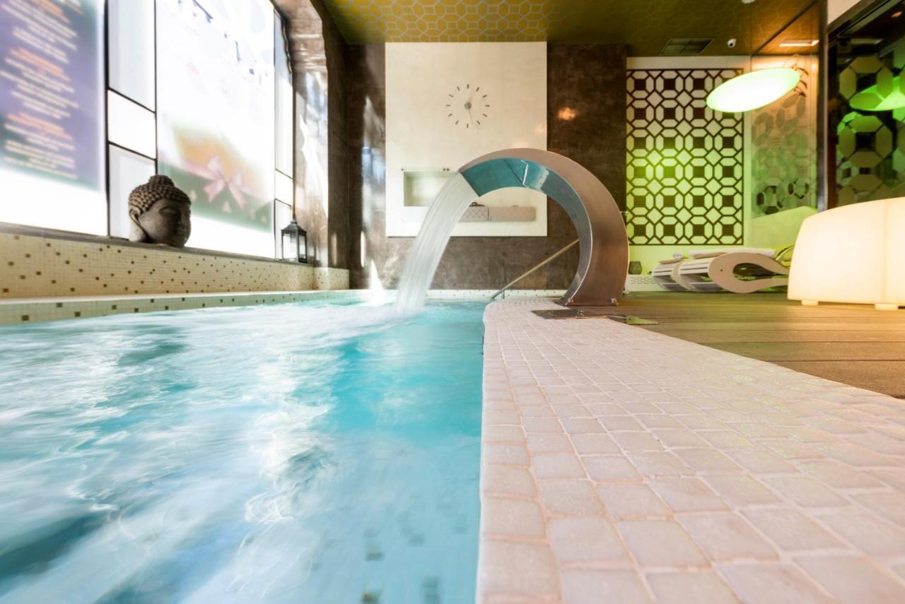 Hotel Fruela Овиедо Екстериор снимка