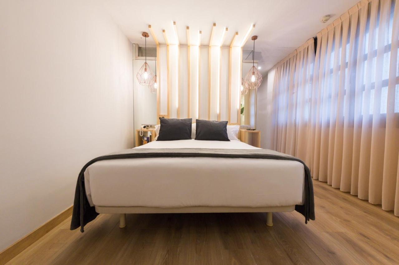 Hotel Fruela Овиедо Екстериор снимка