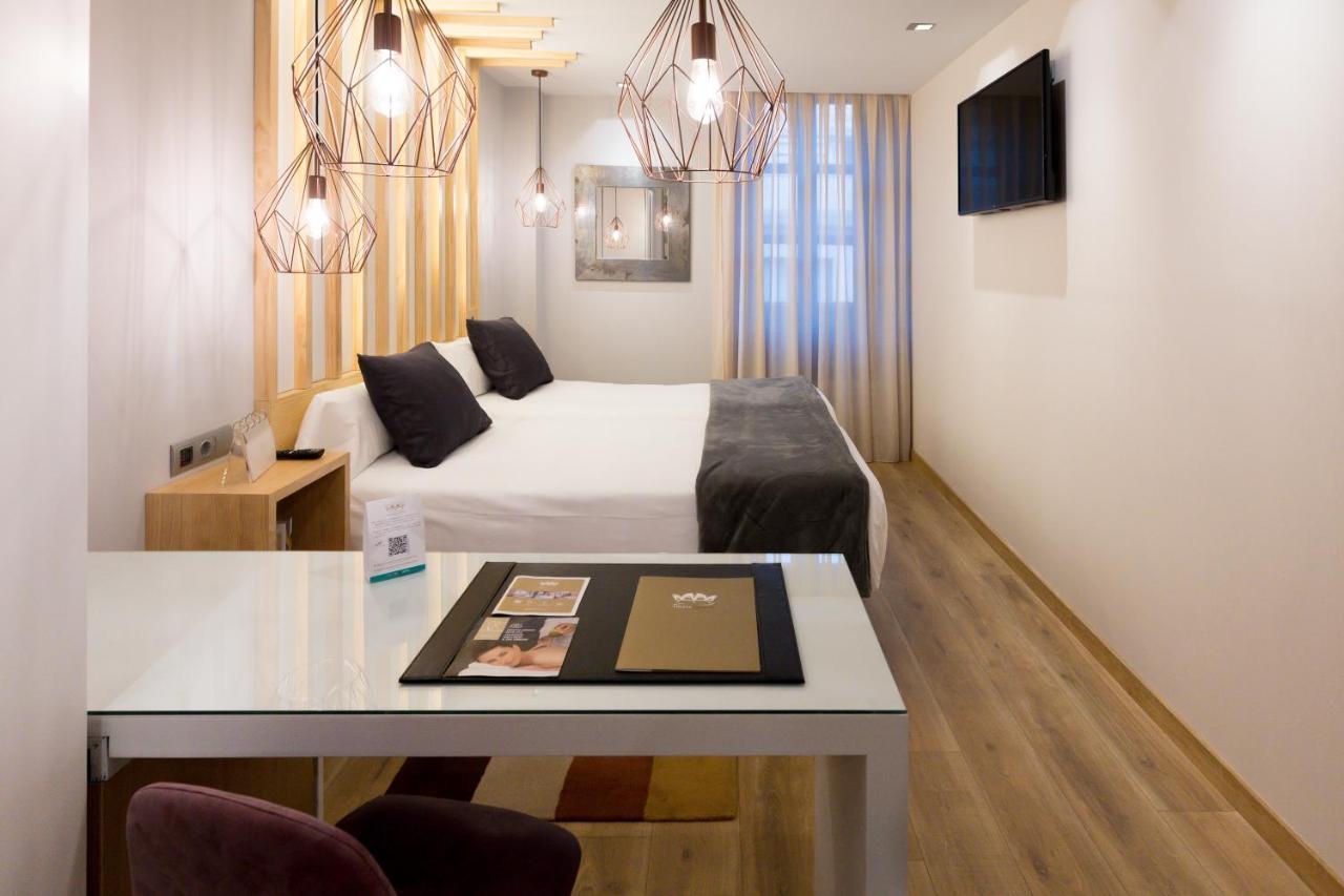 Hotel Fruela Овиедо Екстериор снимка