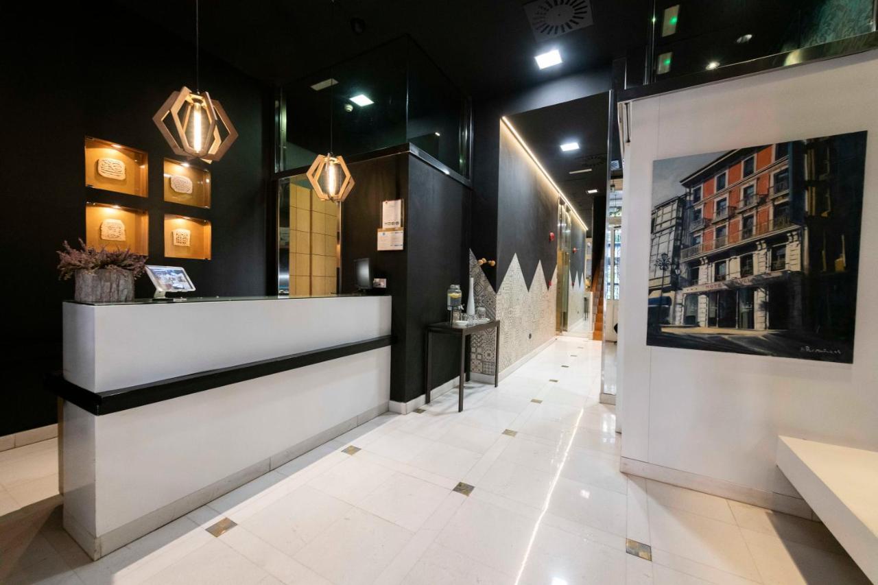 Hotel Fruela Овиедо Екстериор снимка